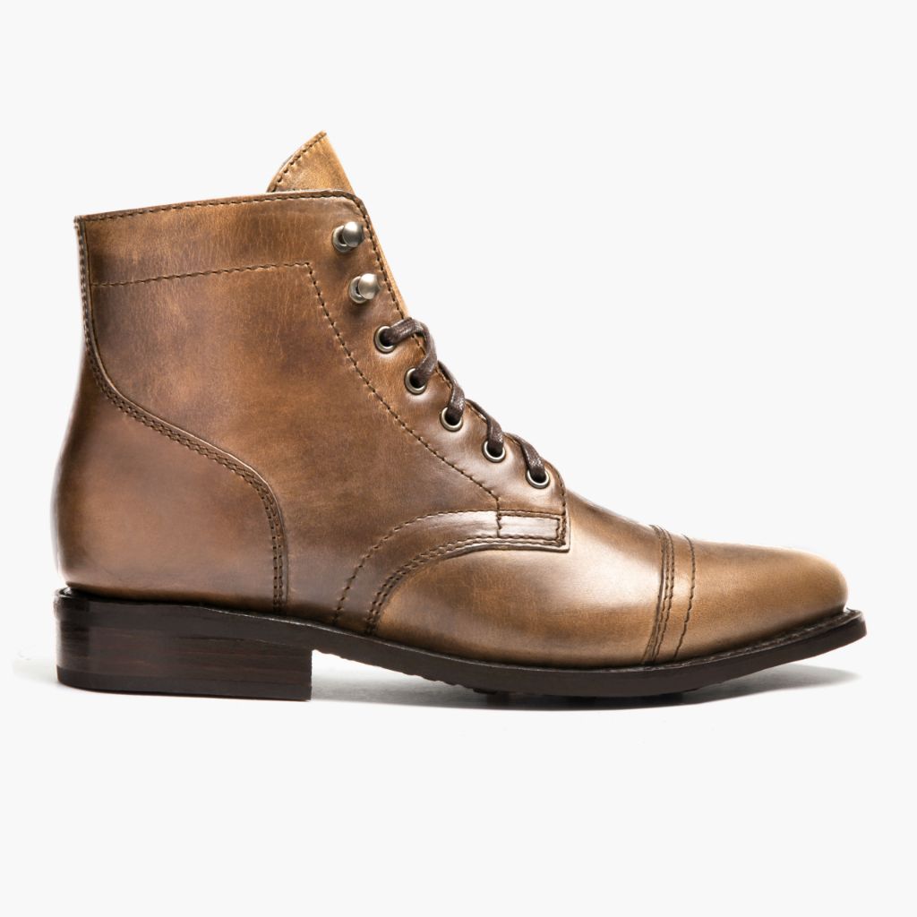 https://cdn.shopify.com/s/files/1/0419/1525/products/1024x1024-Women-Captain-Natural-030623-Side.jpg?v=1680039542