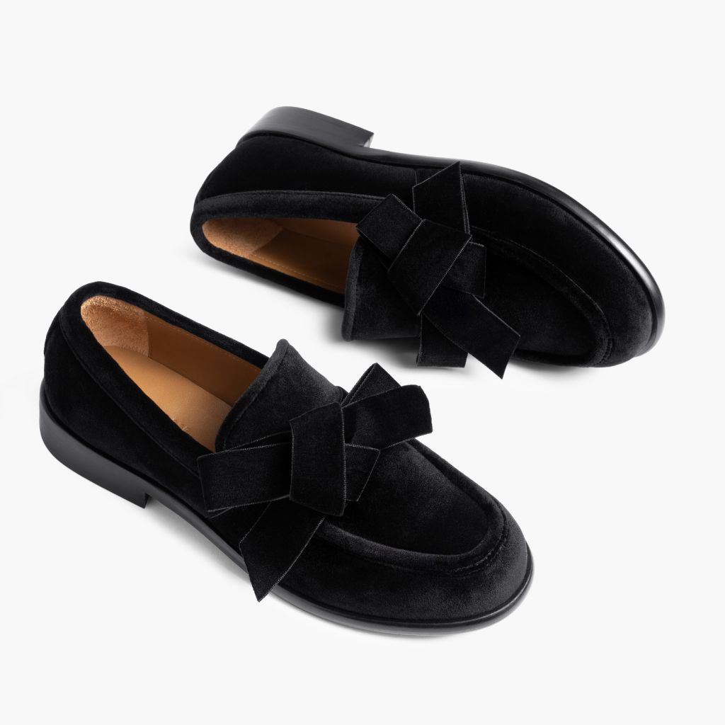 https://cdn.shopify.com/s/files/1/0419/1525/files/1024x1024-Women-DressPenny-BlackVelvet-081225-FlatlayAlt.jpg?v=1759523485