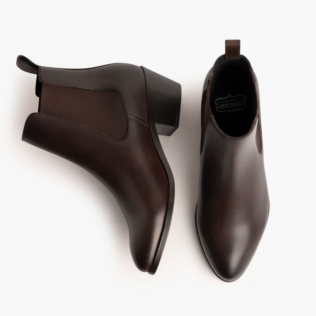 https://cdn.shopify.com/s/files/1/0419/1525/files/1024x1024-Women-DuchessBootie-OldEnglish-090623-Flatlay1.jpg?v=1694466217