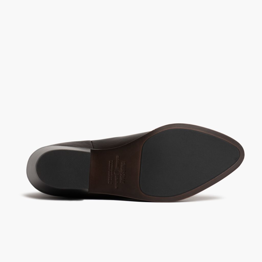 https://cdn.shopify.com/s/files/1/0419/1525/files/1024x1024-Women-DuchessBootie-OldEnglish-090623-Outsole.jpg?v=1694466217