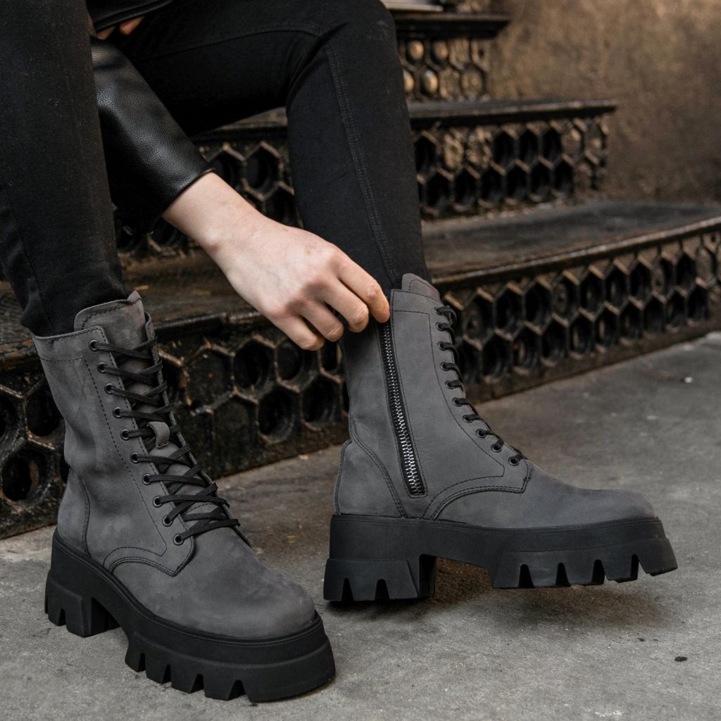 https://cdn.shopify.com/s/files/1/0419/1525/products/1024x1024-Women-Dynasty-GreyMatte-021022-2.jpg?v=1644878686