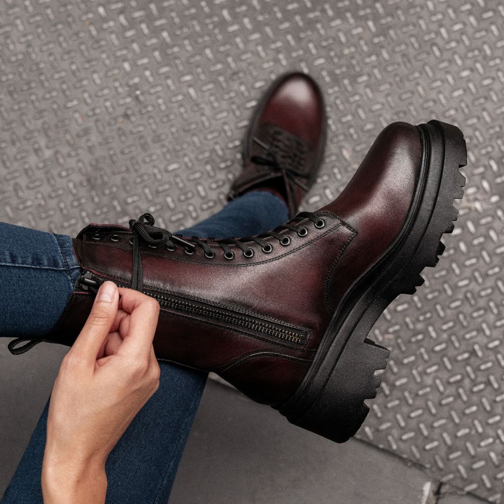 https://cdn.shopify.com/s/files/1/0419/1525/files/1024x1024-Women-Fatale-BlackCherry-100423-3.jpg?v=1696887373