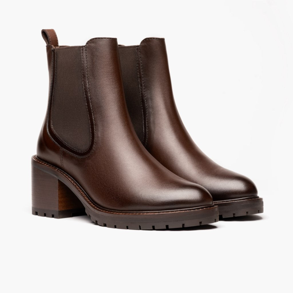 https://cdn.shopify.com/s/files/1/0419/1525/products/1024x1024-Women-Knockout-Chocolate-3.4.jpg?v=1601490999