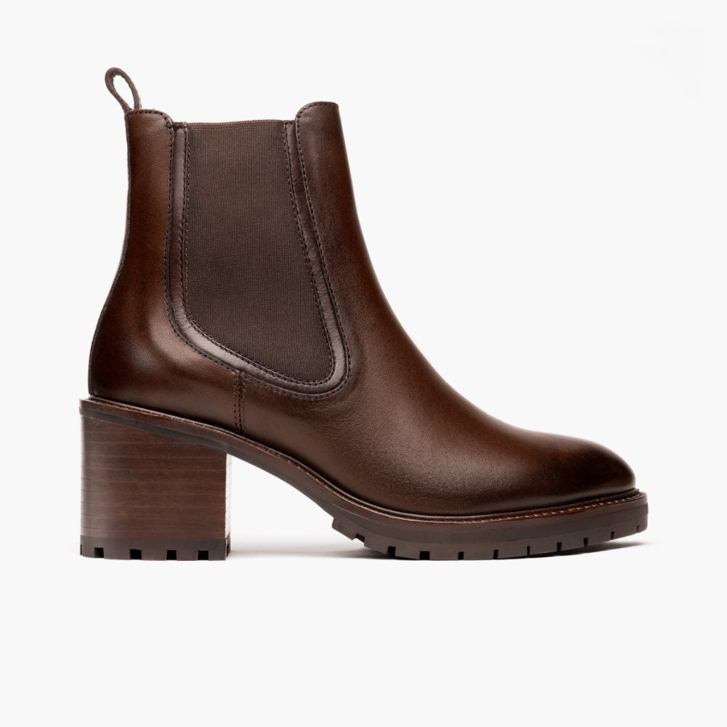 https://cdn.shopify.com/s/files/1/0419/1525/products/1024x1024-Women-Knockout-Chocolate-Side.jpg?v=1601490999
