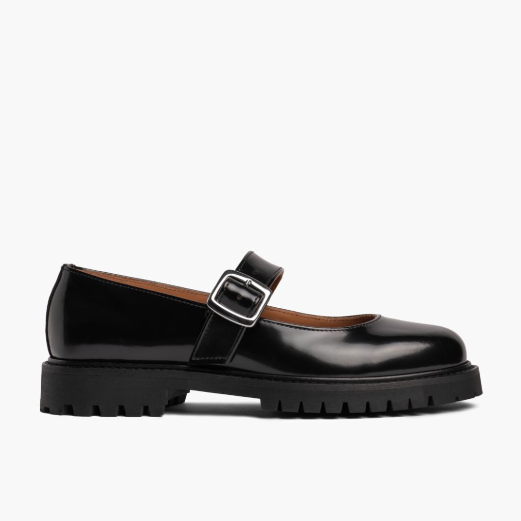https://cdn.shopify.com/s/files/1/0419/1525/files/1024x1024-Women-PennyJane-Black-110325-Side_7889b82d-74dd-4a74-82d6-89ced0984176.jpg?v=1765231163