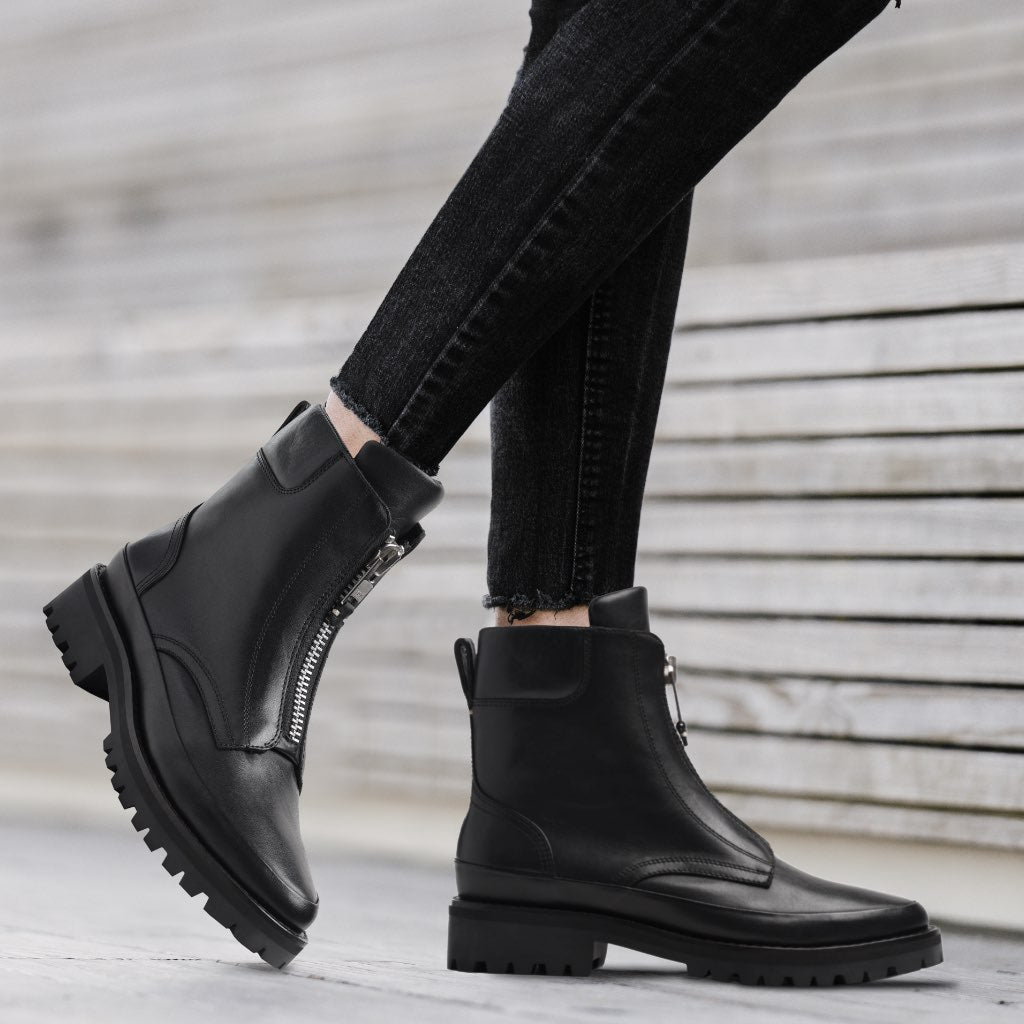 https://cdn.shopify.com/s/files/1/0419/1525/products/1024x1024-Women-Ryder-Black-1.jpg?v=1637360859