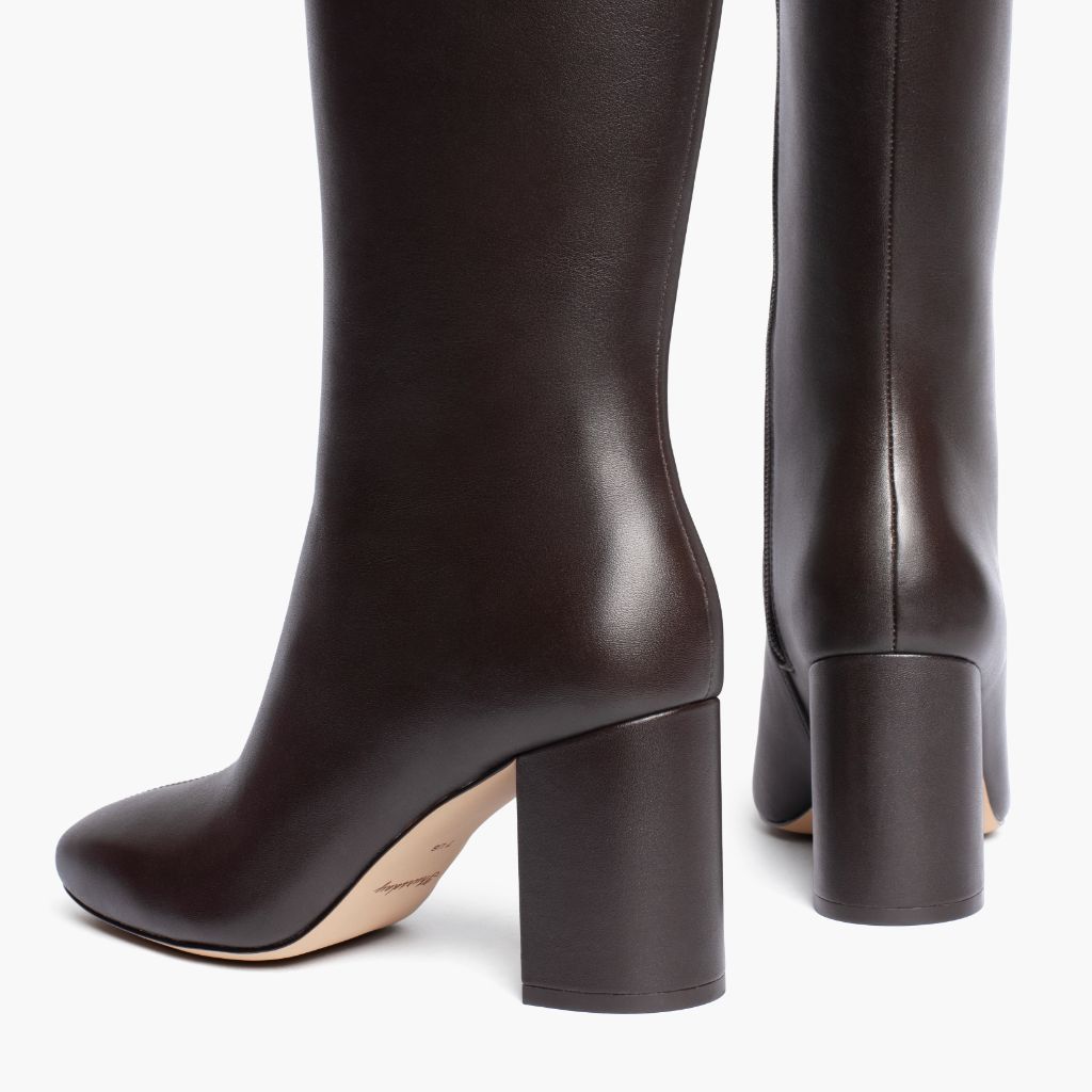 https://cdn.shopify.com/s/files/1/0419/1525/files/1024x1024-Women-Soleil-DarkBrown-033126-HeelDetail_3d579017-671b-4f87-a0e4-4078e7bd9074.jpg?v=1779304650