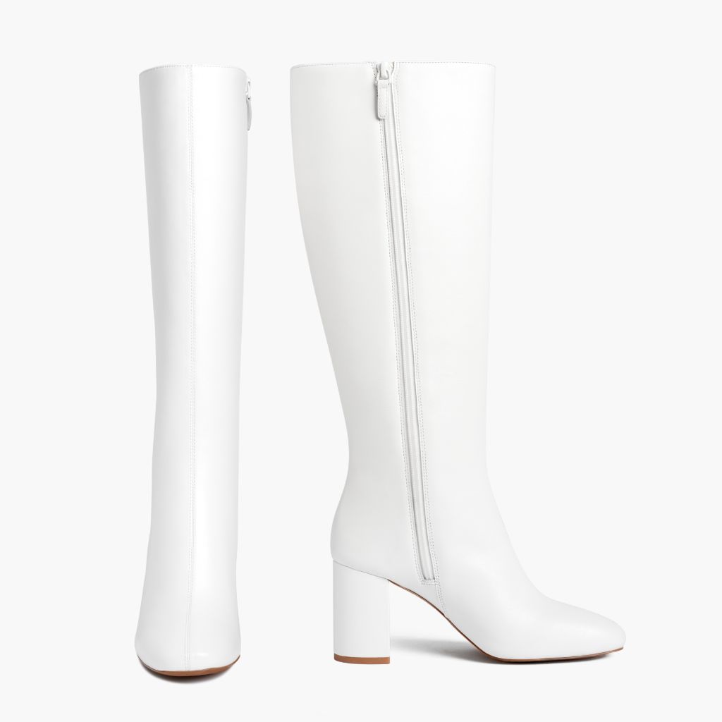 https://cdn.shopify.com/s/files/1/0419/1525/files/1024x1024-Women-Soleil-SnowWhite-033126-FrontSide_e8bcadc2-6fbd-45f6-b6dc-f3b3e25ef56a.jpg?v=1779304610