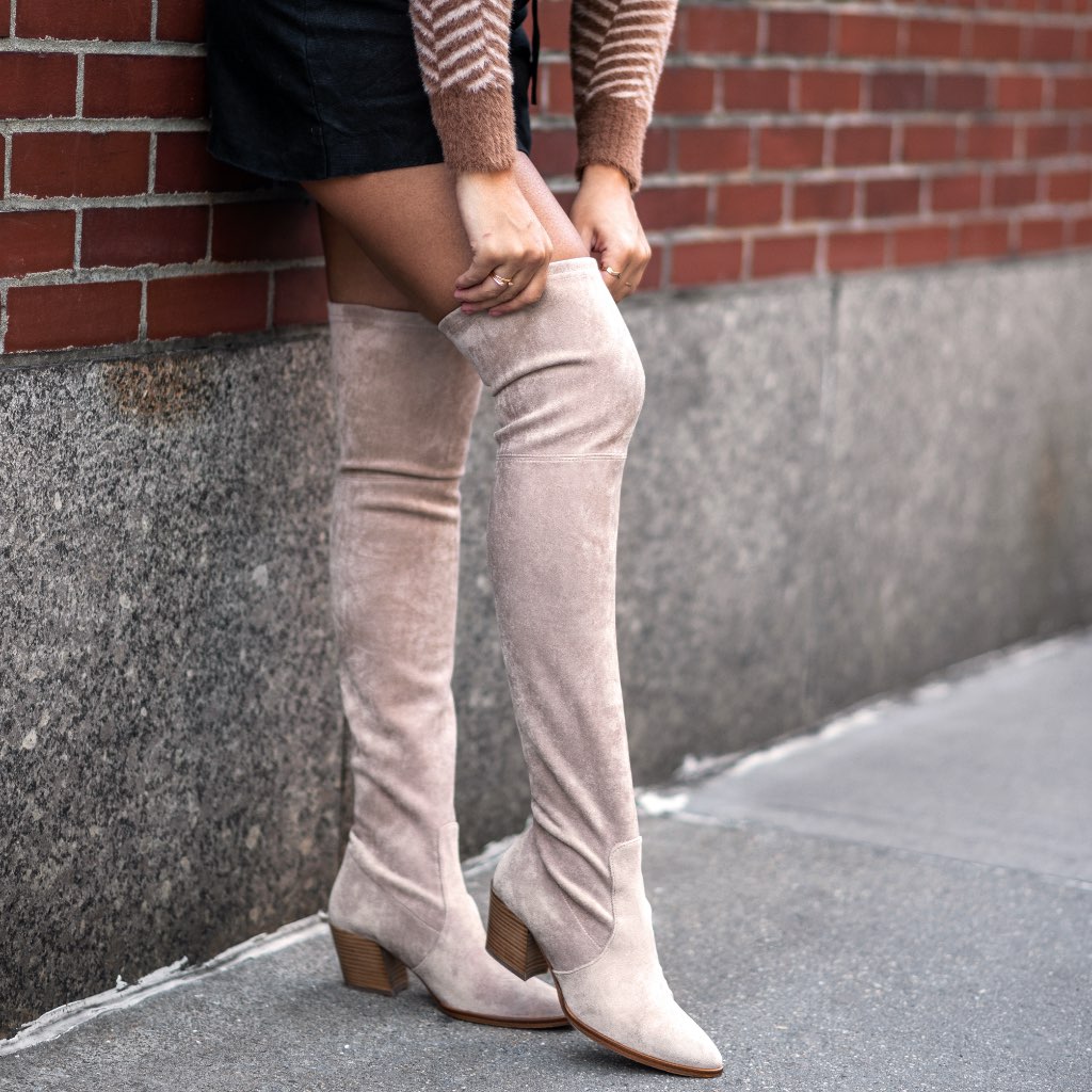 https://cdn.shopify.com/s/files/1/0419/1525/products/1024x1024-Women-Tempest-Sand-2.jpg?v=1603906598
