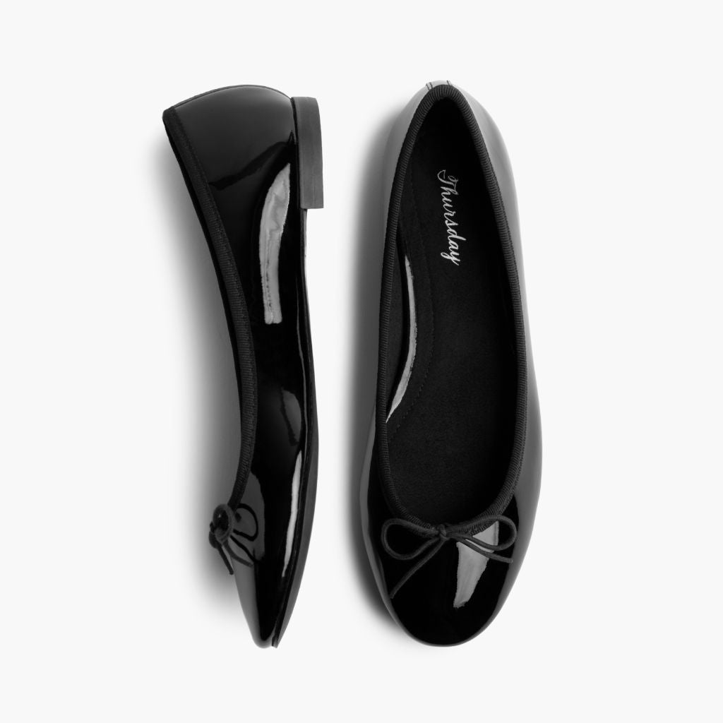 https://cdn.shopify.com/s/files/1/0419/1525/files/1024x1024-Women-TinyDancer-BlackPatent-081225-Flatlay1.jpg?v=1756309377