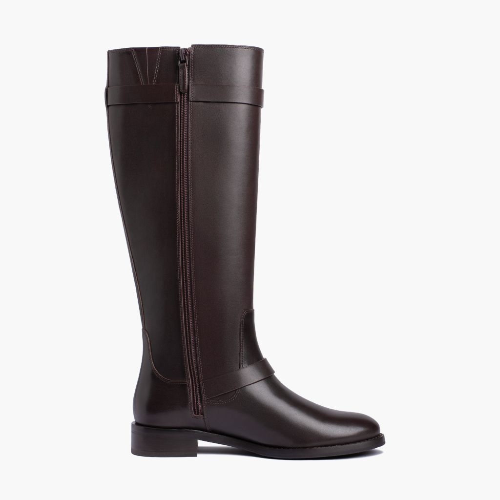 https://cdn.shopify.com/s/files/1/0419/1525/files/1024x1024-Women-Vesper-DarkBrown-033126-SideZip.jpg?v=1779119400