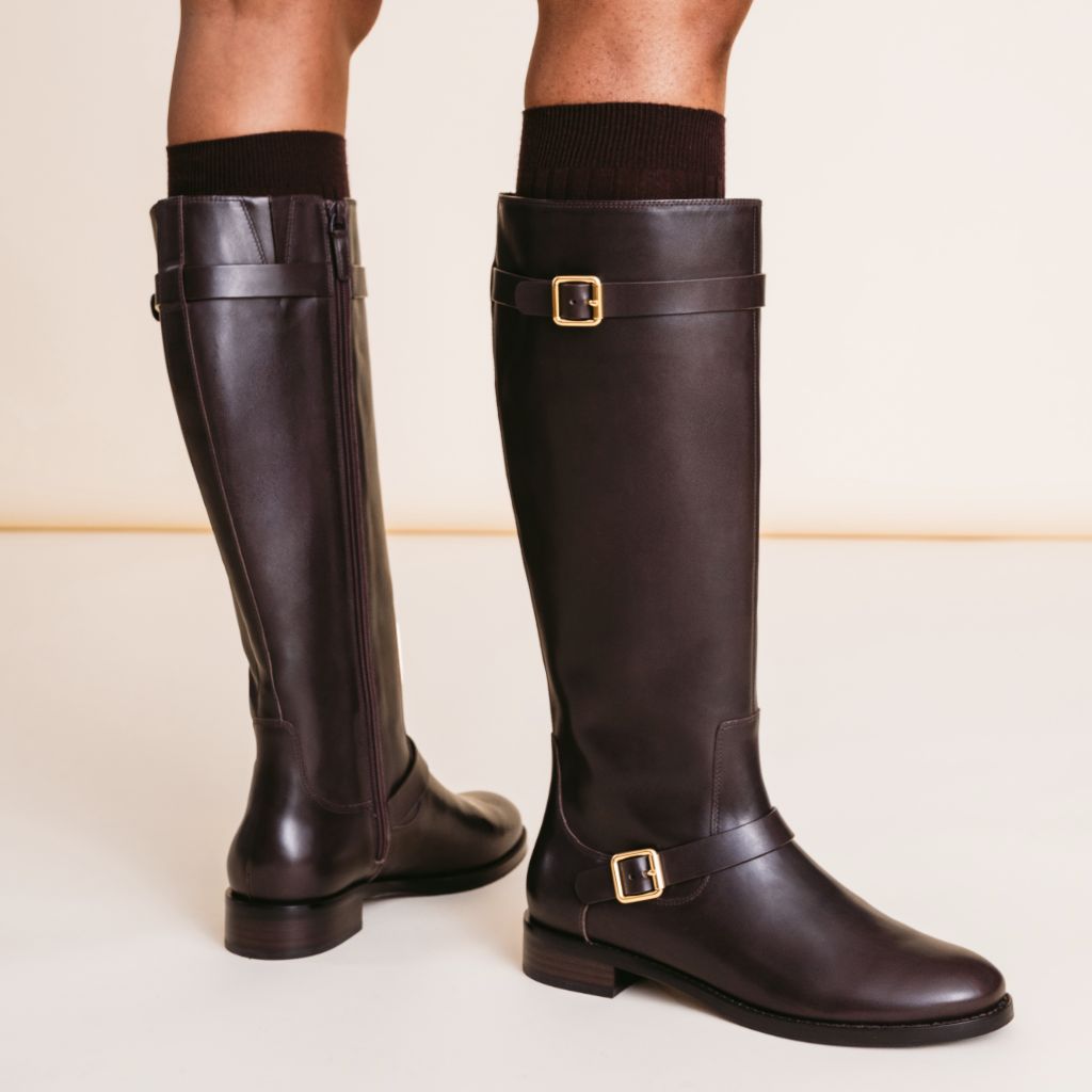 https://cdn.shopify.com/s/files/1/0419/1525/files/1024x1024-Women-Vesper-DarkBrown-043026-3.jpg?v=1779119415