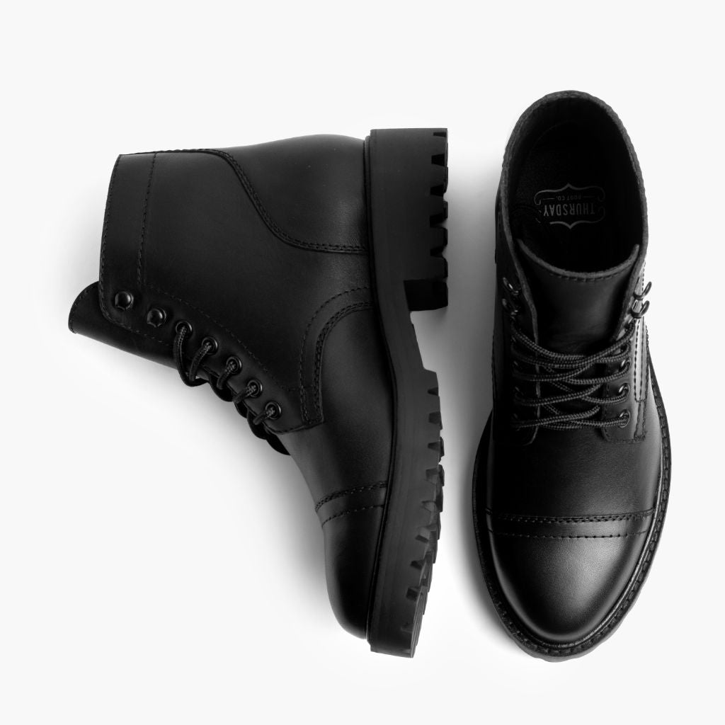 https://cdn.shopify.com/s/files/1/0419/1525/files/1024x1024-Women_s-Captain-Black-110723-Flatlay1.jpg?v=1700077178