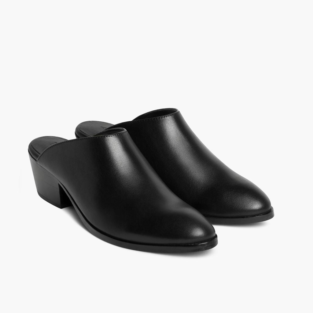 https://cdn.shopify.com/s/files/1/0419/1525/files/1024x1024-Womens-Breeze-Black-071223-3.4.jpg?v=1690902290