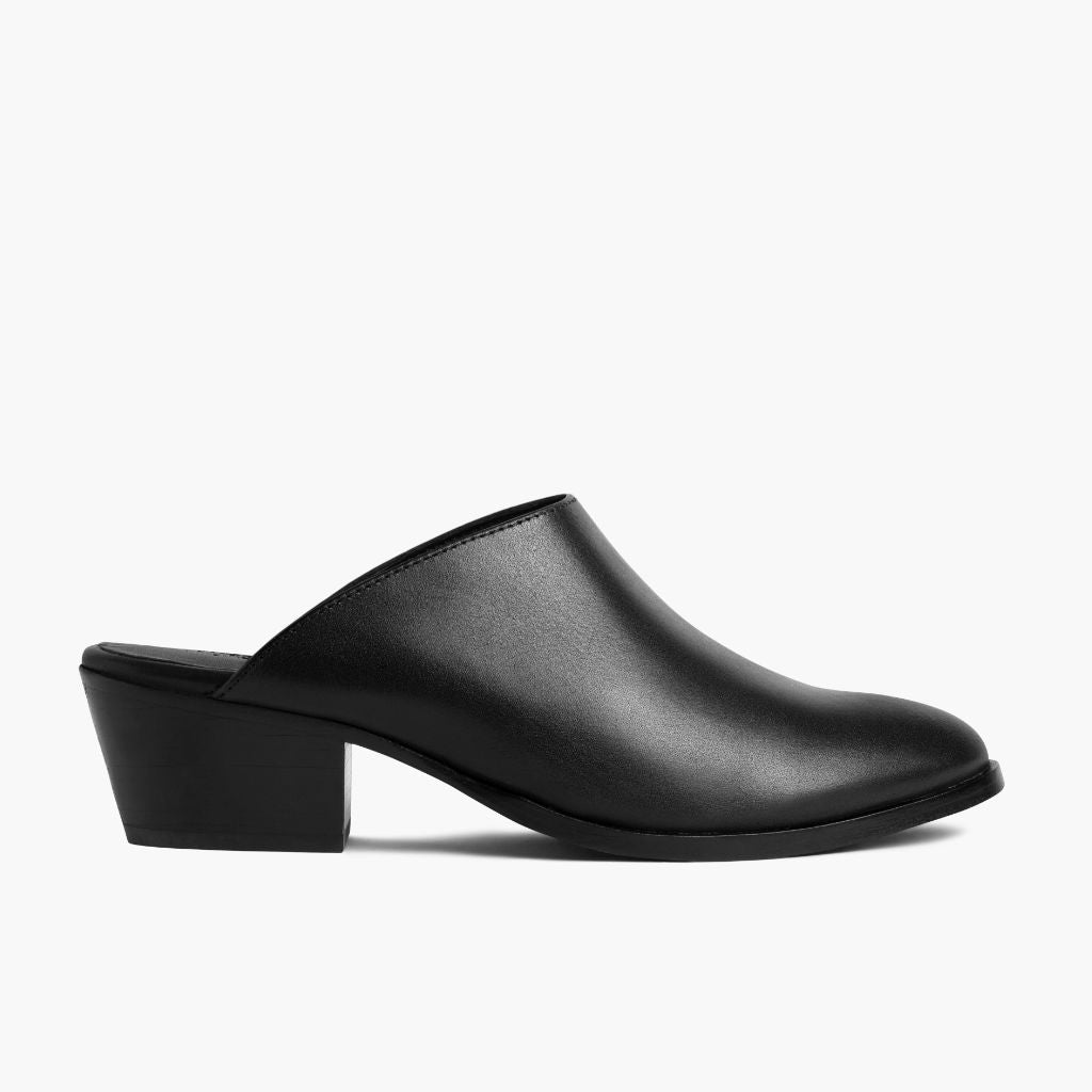https://cdn.shopify.com/s/files/1/0419/1525/files/1024x1024-Womens-Breeze-Black-071223-Side.jpg?v=1690902290