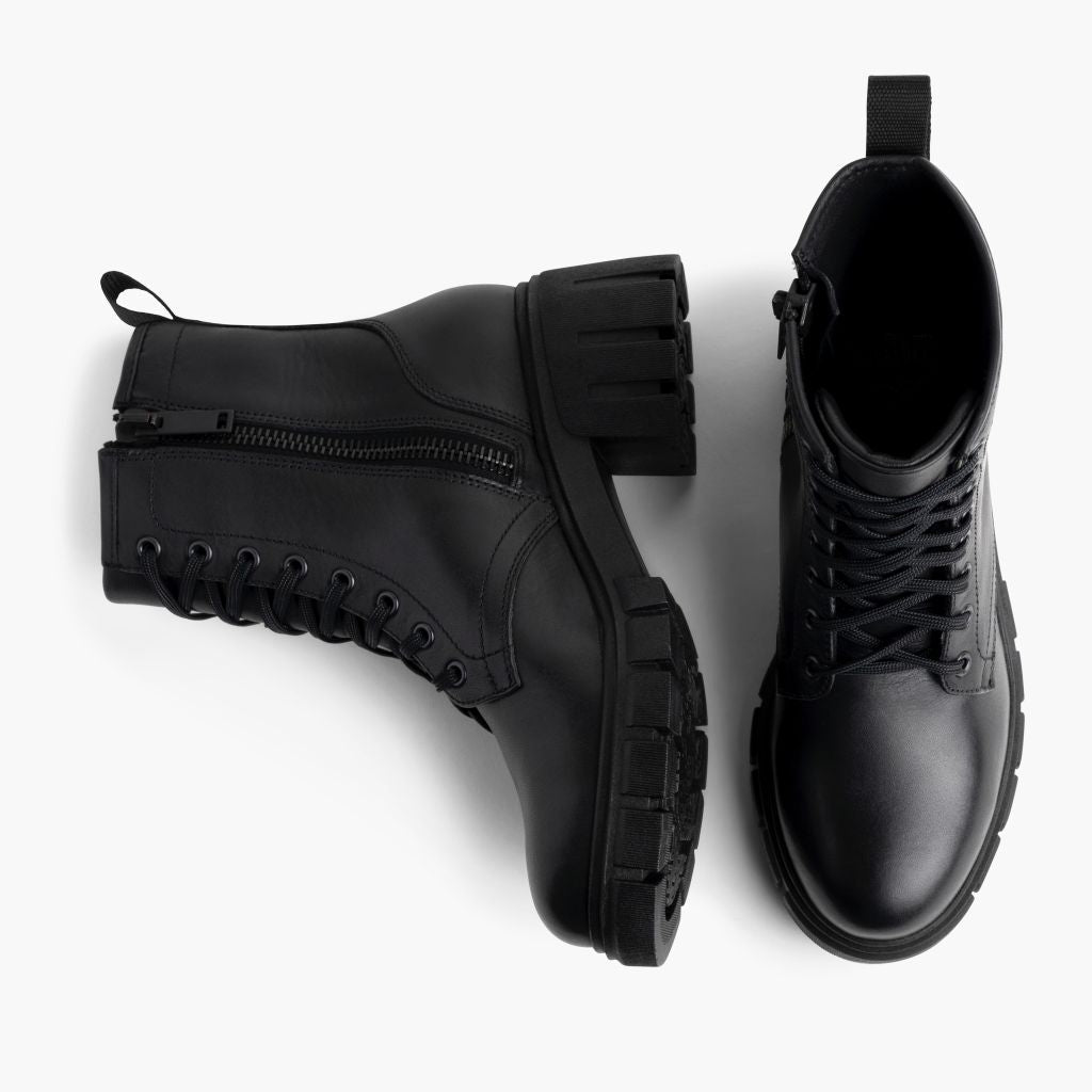 https://cdn.shopify.com/s/files/1/0419/1525/files/1024x1024-Womens-Coda-Black-101424-Flatlay1_1ddc3faa-d0a7-4083-a004-54ef159473d4.jpg?v=1729811402