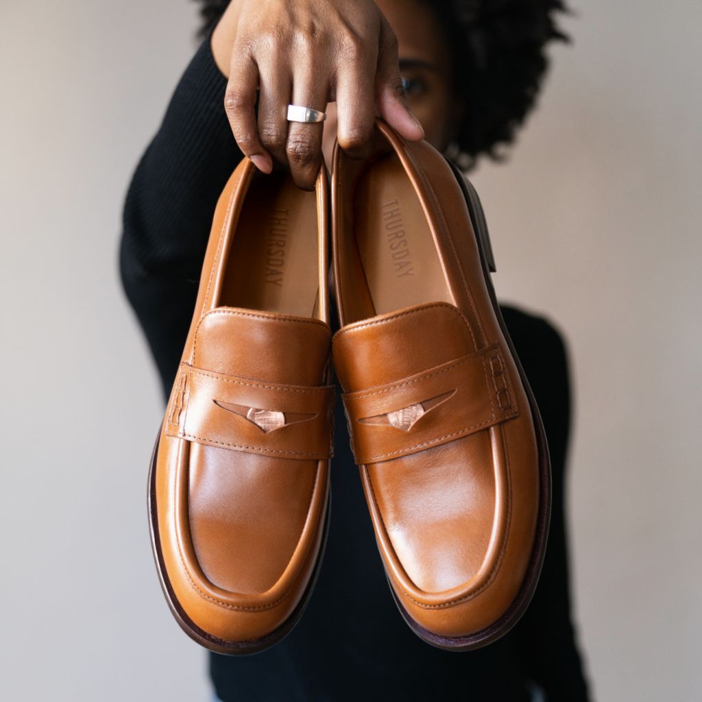 https://cdn.shopify.com/s/files/1/0419/1525/files/1024x1024-Womens-DressPenny-Caramel-121824-4.jpg?v=1735583809