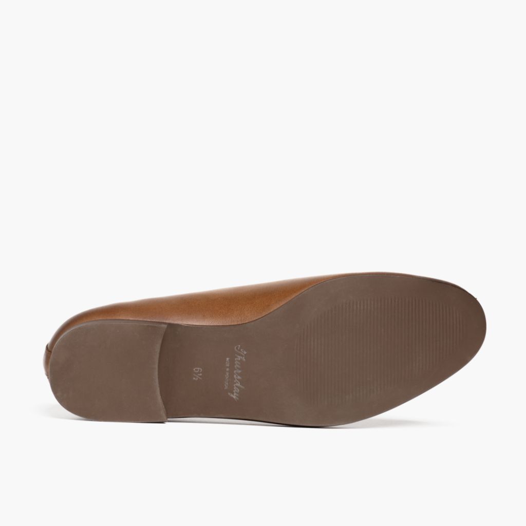https://cdn.shopify.com/s/files/1/0419/1525/files/1024x1024-Womens-Eden-Ginger-050224-Outsole.jpg?v=1721775207