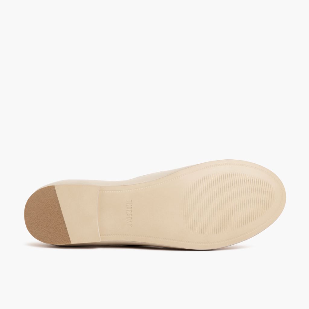 https://cdn.shopify.com/s/files/1/0419/1525/files/1024x1024-Womens-Feliz-Natural-042523-Outsole.jpg?v=1683575303