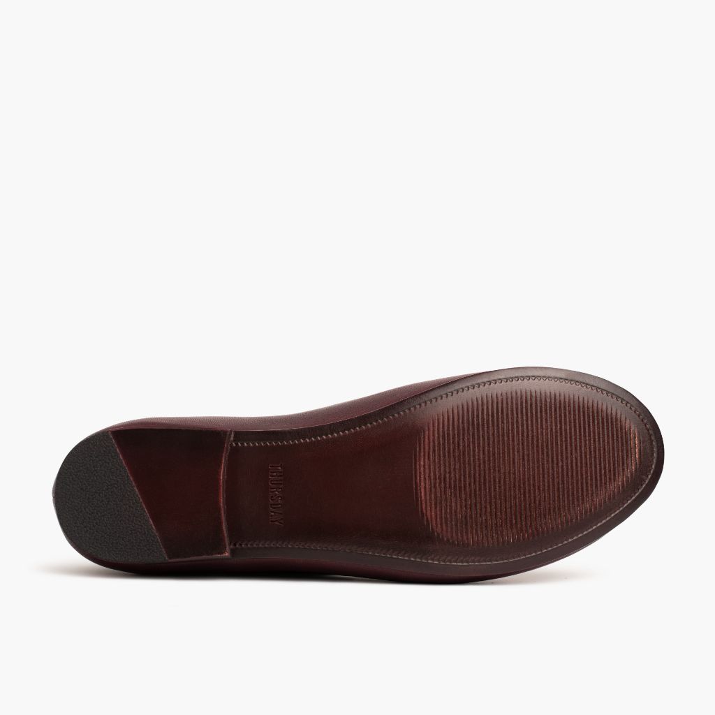 https://cdn.shopify.com/s/files/1/0419/1525/files/1024x1024-Womens-Feliz-Wine-042823-Outsole.jpg?v=1683573001