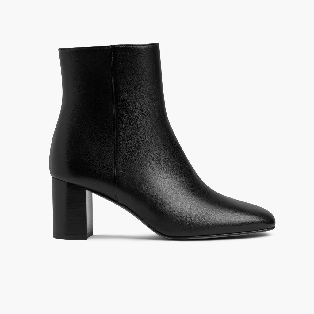 https://cdn.shopify.com/s/files/1/0419/1525/products/1024x1024-Womens-HighStandard-Black-040523-Side.jpg?v=1682355019