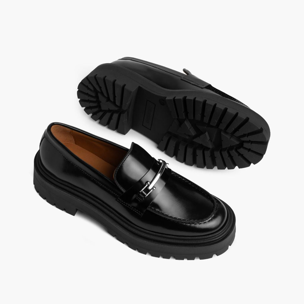 https://cdn.shopify.com/s/files/1/0419/1525/files/1024x1024-Womens-PennyPlatform-BlackSilver-051324-FlatlayAlt.jpg?v=1718808612