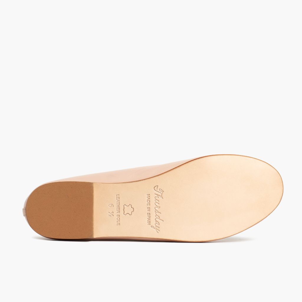 https://cdn.shopify.com/s/files/1/0419/1525/files/1024x1024-Womens-Prima-Blush-060623-Outsole.jpg?v=1687890860