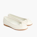 https://cdn.shopify.com/s/files/1/0419/1525/files/1024x1024-Womens-Prima-Ivory-060223-3.4_6820365d-dcdf-4bea-b975-2bd033b77839.jpg?v=1687891116