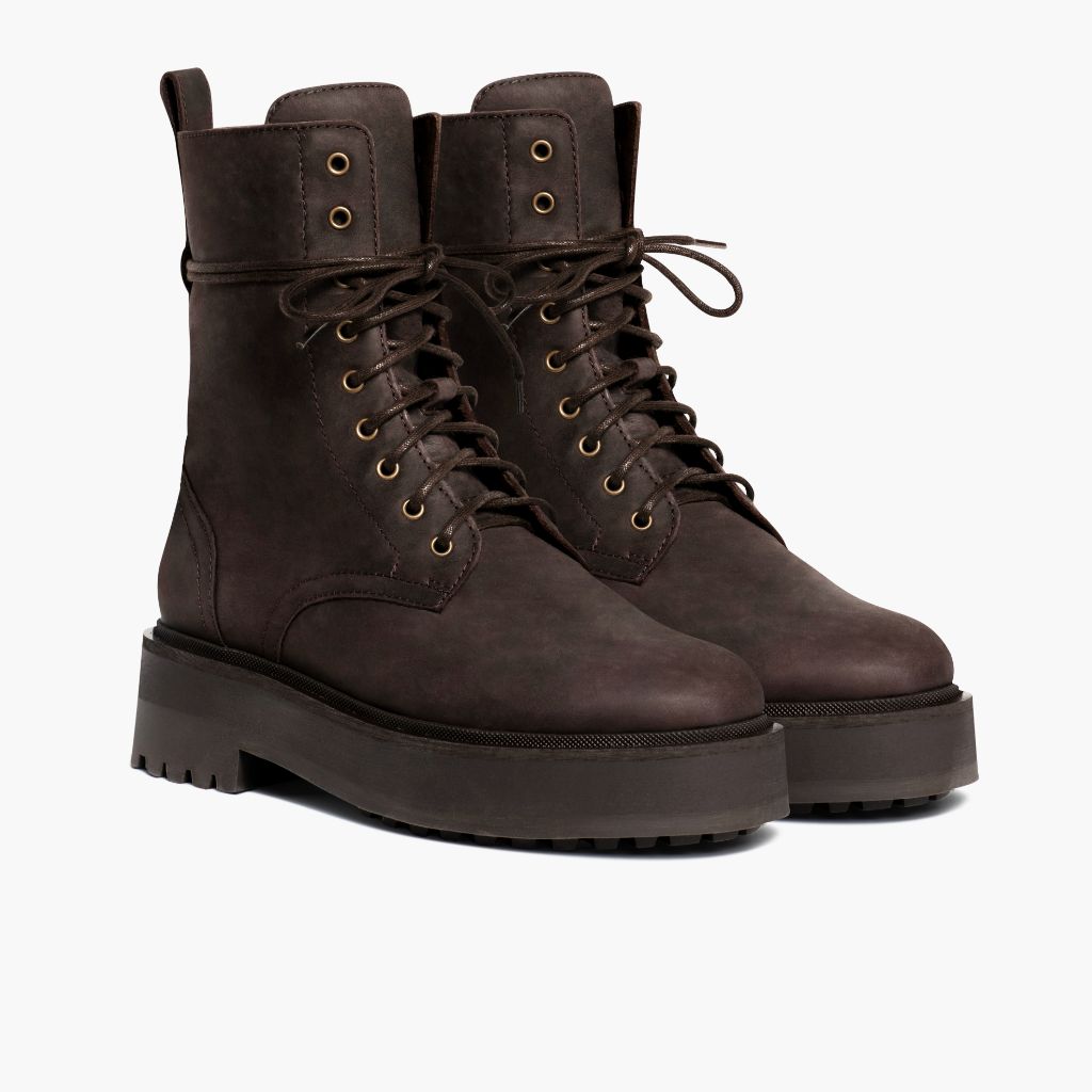 https://cdn.shopify.com/s/files/1/0419/1525/files/1024x1024-Womens-Quest-DarkChocolate-082423-3.4.jpg?v=1693948530